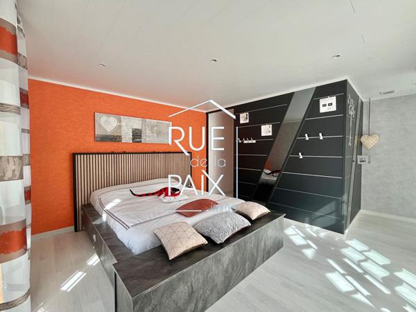 79200 PARTHENAY Maison Parthenay - 211.22 m2 - 4327m² terrain