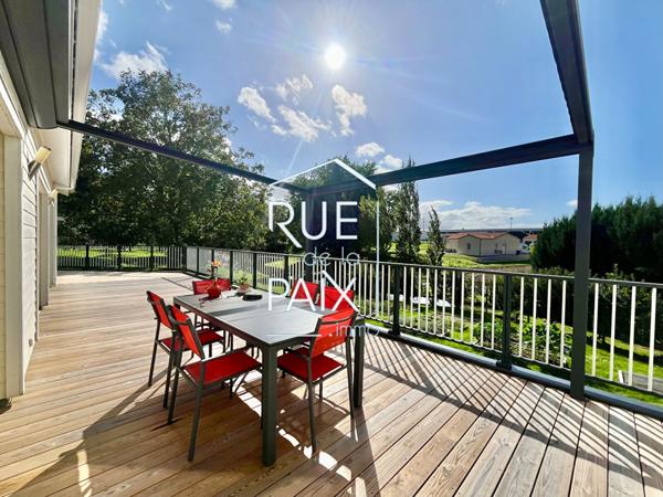 79200 PARTHENAY Maison Parthenay - 211.22 m2 - 4327m² terrain