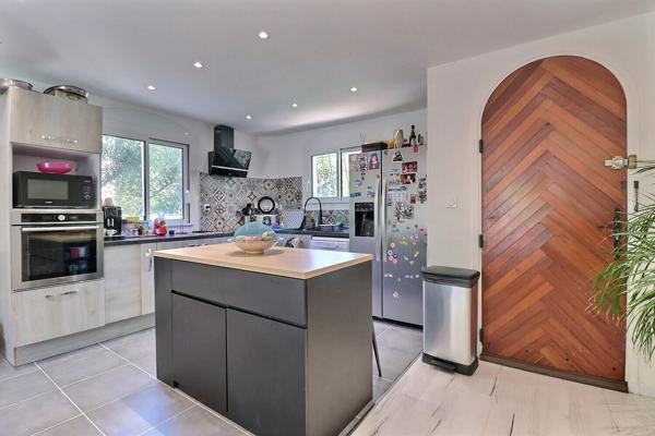 Maison Le Pradet 8 pièce(s) 180 m² - Secteur calme, résidentiel, proche du Centre-ville et des plages