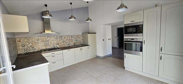 Maison à louer |  MARCILLAC LANVILLE |  3 pièces | 106 m²