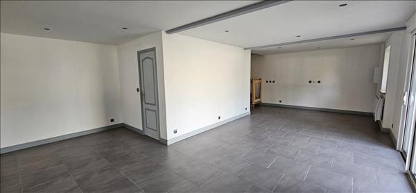 Maison à louer |  MARCILLAC LANVILLE |  3 pièces | 106 m²