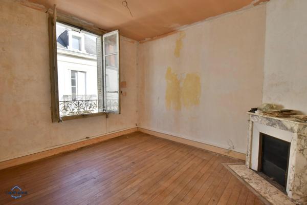 Immeuble à vendre VALENCAY (36)