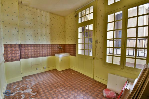 Immeuble à vendre VALENCAY (36)