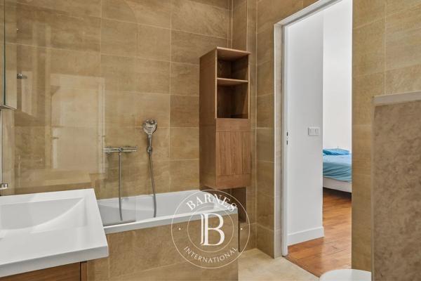 Paris 16ème, Appartement 2 Chambres -  82 m² à vendre
