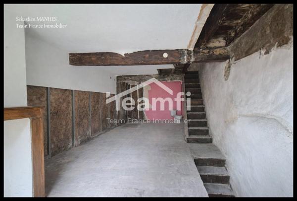 Maison mitoyenne 2 côtés à vendre, 4 pièces - Thiers 63300