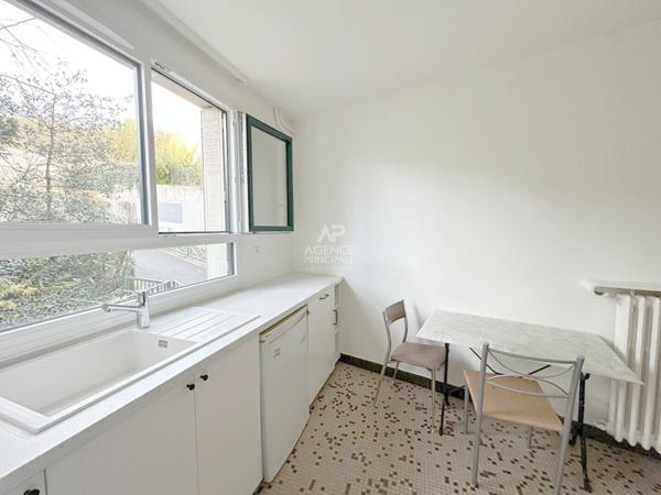 CHAVILLE - La pointe - Appartement familial, spacieux de 5 pièces €520 000 ** - Référence 640-C