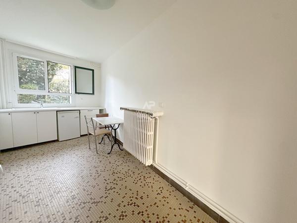 CHAVILLE - La pointe - Appartement familial, spacieux de 5 pièces €520 000 ** - Référence 640-C