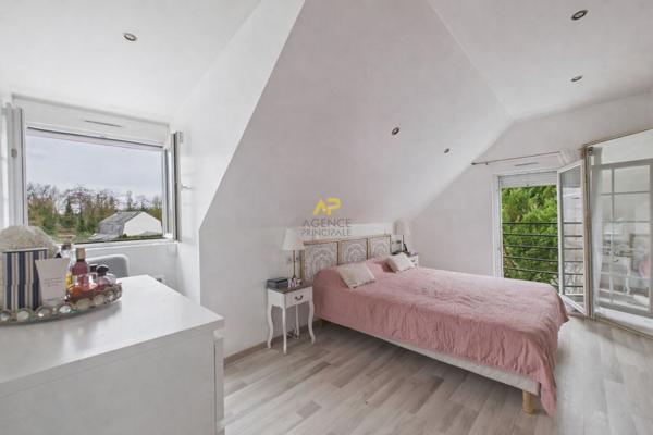 Maison 4 chambres €459 000 ** - Référence 2051