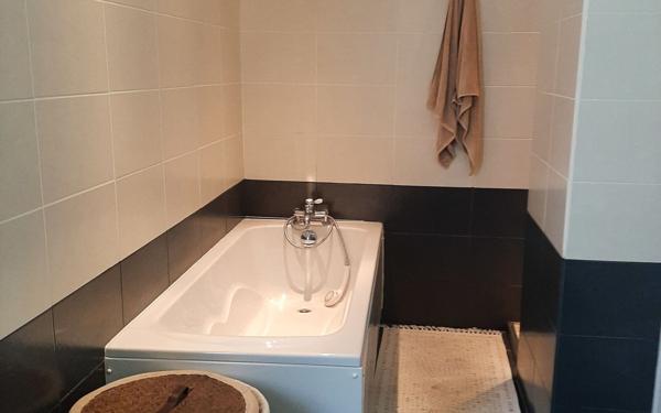 Maison à vendre    3 pièces •  Bout-du-Pont-de-Larn