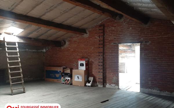 Maison à vendre    3 pièces •  Bout-du-Pont-de-Larn