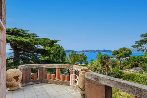 Toulon, Maison 11 Chambres -  350 m² à vendre