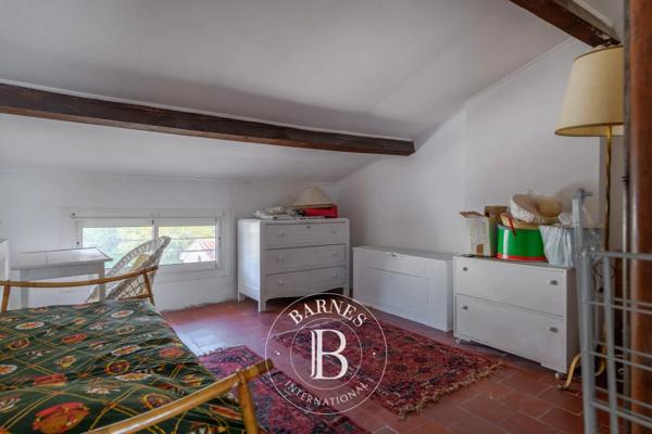 Toulon, Maison 11 Chambres -  350 m² à vendre
