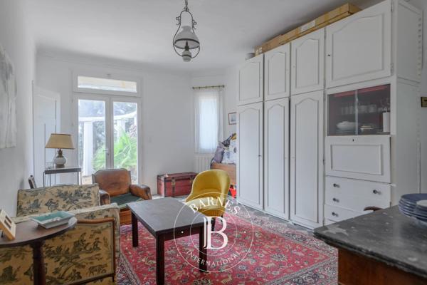 Toulon, Maison 11 Chambres -  350 m² à vendre