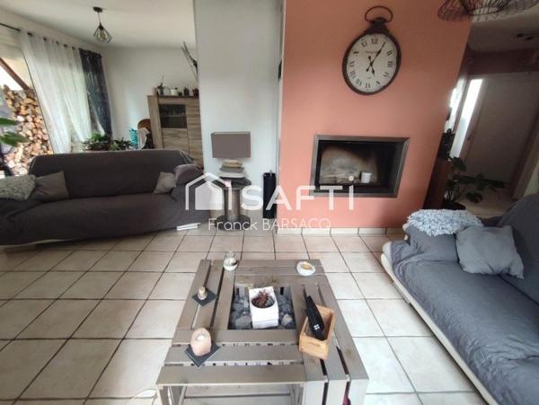 VILLA DE PLAIN PIED AVEC GRAND GARAGE ET JARDIN