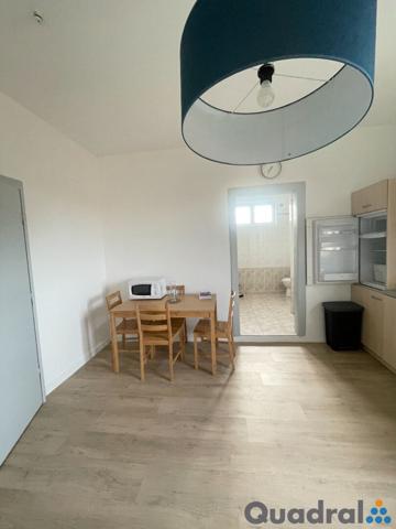 RECHICOURT LE CHATEAU / 2 pièce(s) 41 m2