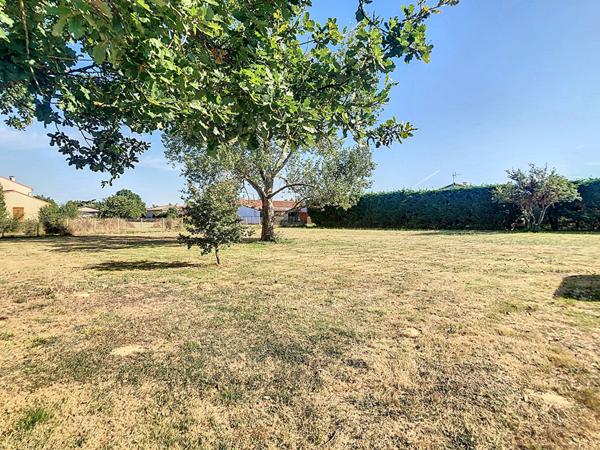 TERRAIN CONSTRUCTIBLE LABARTHE SUR LEZE 977m²