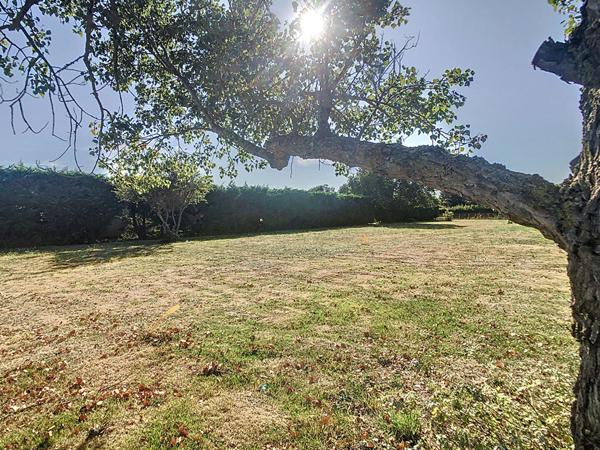 TERRAIN CONSTRUCTIBLE LABARTHE SUR LEZE 977m²