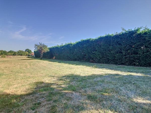 TERRAIN CONSTRUCTIBLE LABARTHE SUR LEZE 977m²