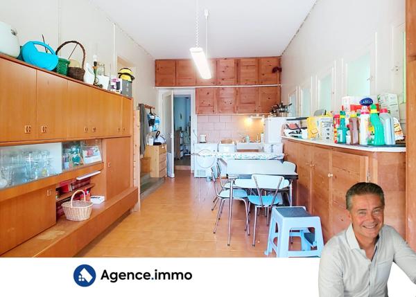 À vendre - Maison individuelle, 7 pièces située à Jonzac (17500)