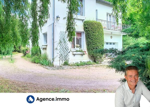 À vendre - Maison individuelle, 7 pièces située à Jonzac (17500)