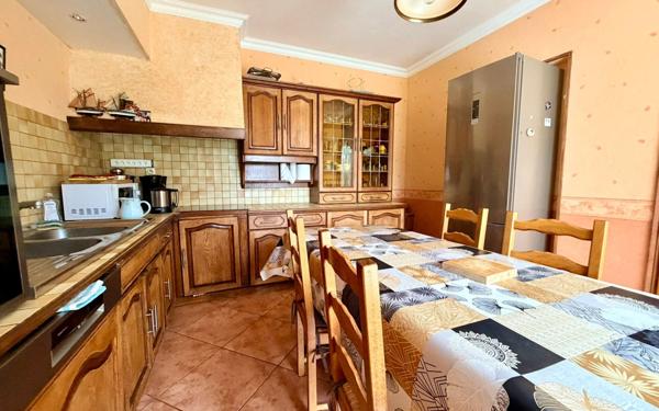 Maison à vendre    9 pièces • 230 m2 Sarzeau