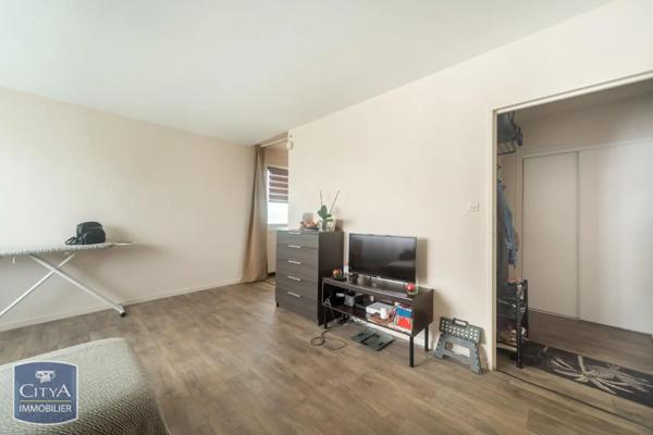 Appartement à vendre 1 pièce 32.67m² Mâcon (71000)