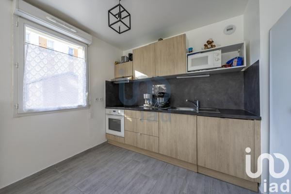 Appartement 3 pièces de 63 m² à Lieusaint (77127)