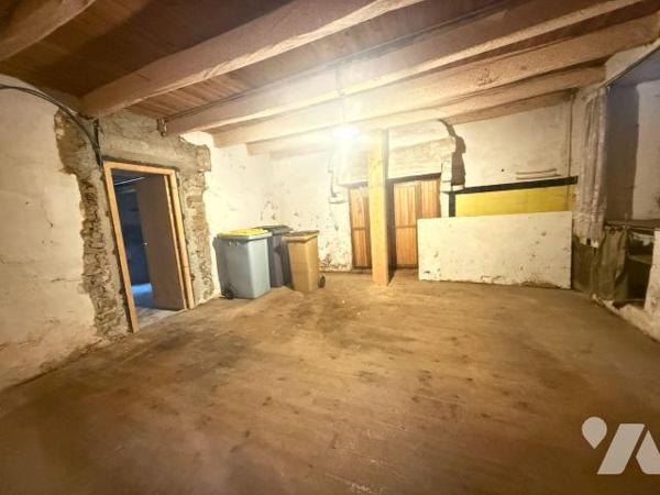 A VENDRE, PLESTIN LES GREVES 
En plain centre de la commune, découvrir cette grande maison d'h...