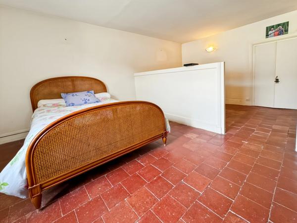 Maison de village - à vendre 7 pièces proche de LA CLAYETTE (71) - 185 m² - terrain 1235 m²