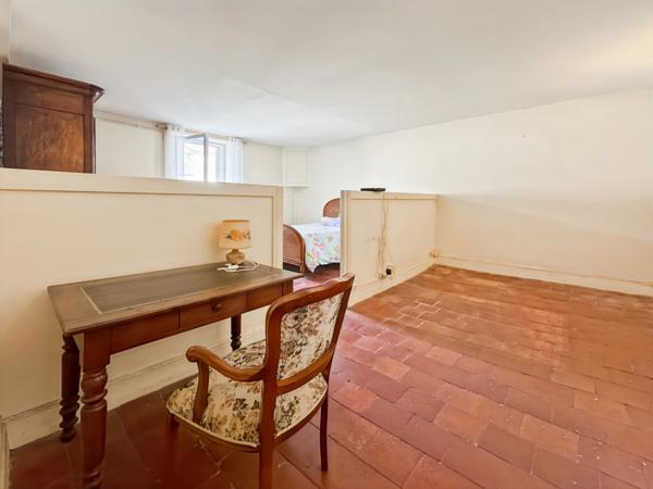 Maison de village - à vendre 7 pièces proche de LA CLAYETTE (71) - 185 m² - terrain 1235 m²