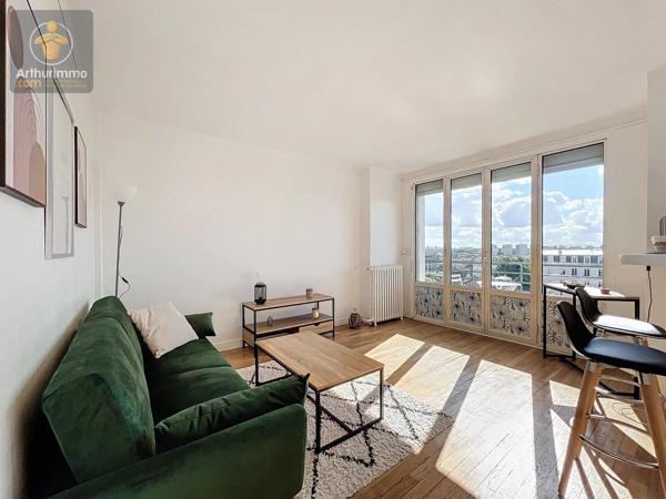 Location                                                      Appartement
                        
                     2 pièces                      39 m2                     à Saint-Maur-des-Fossés