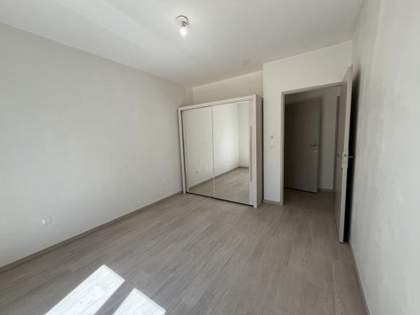 Appartement à louer 1 200 € CC Persan 3 p 58 m² DPE C