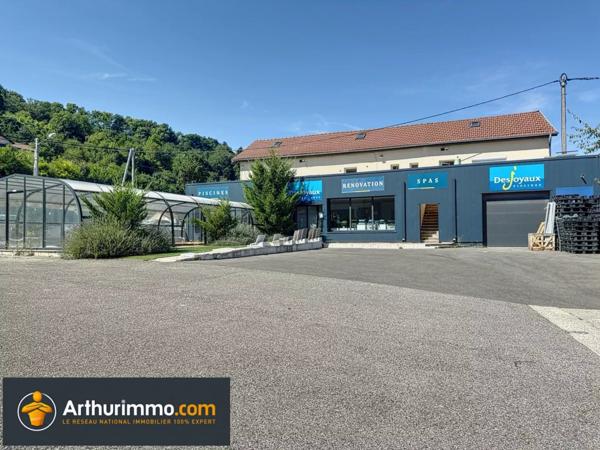 Location Local commercial 210 m2 à Bourgoin-Jallieu