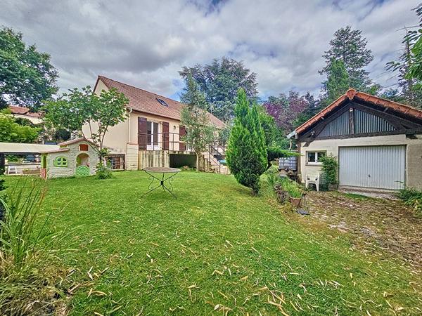 Maison Familiale Centre-ville de CHAMPLAN