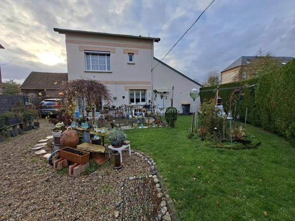 Vente                                                      Maison
                        
                     4 pièces                      83 m2                     à Gisors