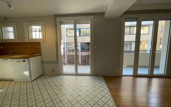 Appartement à vendre    4 pièces • 120 m2 Romans-sur-Isère