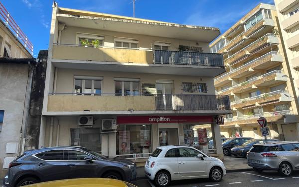Appartement à vendre    4 pièces • 120 m2 Romans-sur-Isère