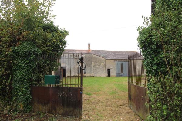 Maison à vendre à Chalandray dans la Vienne (86190), ref : V1957