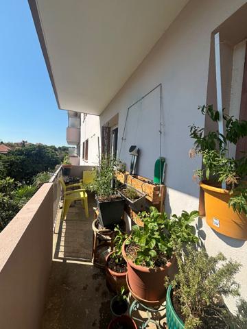 Achat appartement près de LE PRADET - 4 pièce(s) - 75 m² - 265 000 €