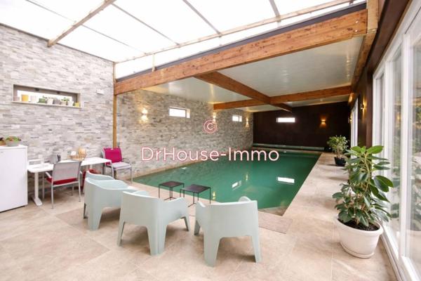 Maison à vendre 10 pièces de 329 m²