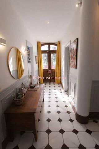 Maison à vendre 10 pièces de 329 m²