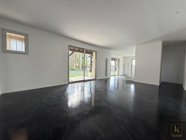 Maison 6 pièce(s) 4 chambre(s) 170 m²