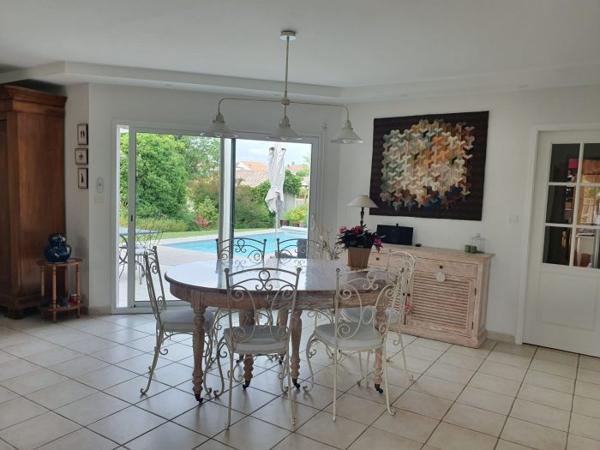 Maison plain-pied Cozes 117 m²