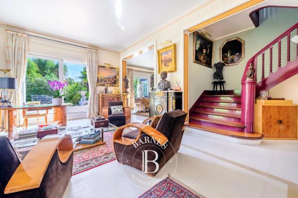 Nogent-sur-Marne, Maison 4 Chambres -  480 m² à vendre