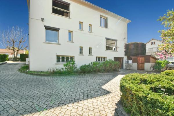 Propriete à vendre 9 pièces VERTAIZON (63)