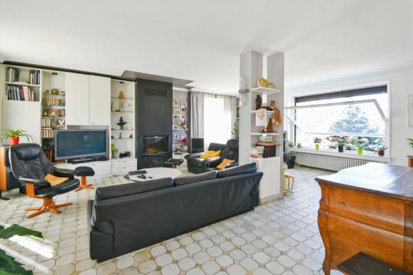 Propriete à vendre 9 pièces VERTAIZON (63)