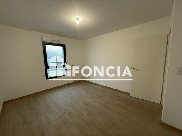 Location Appartement 3 pièces 74.13 m² - RUE LOUIS ARMAND ET EMILE FROISSART Reims 51100