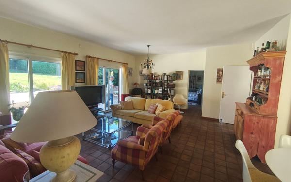 Maison à vendre    4 pièces • 108,18 m2 Curis-au-Mont-d'Or