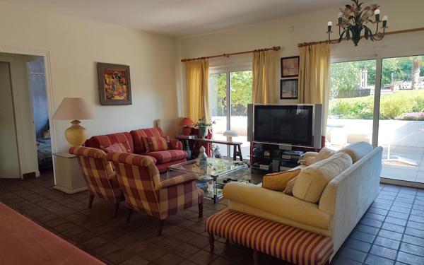 Maison à vendre    4 pièces • 108,18 m2 Curis-au-Mont-d'Or