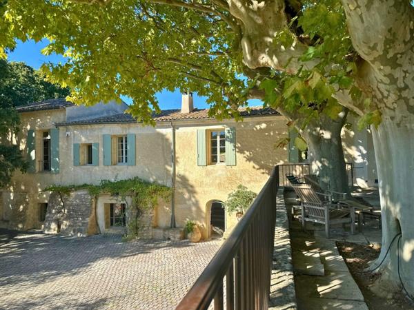 RARE : Offrez-vous une magnifique Propriete ( mas de 10 pièces et 2.6 hectares de parc ) aux portes de SOMMIERES (30)